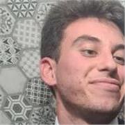 Persona con mucha entereza y paciencia dirigido a todos los públicos y edades.